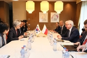 강경화 "비셰그라드 지원 감사"