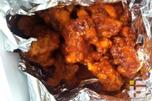 [짜사이] 화면 속 농담이 현실로 튀겨질 때